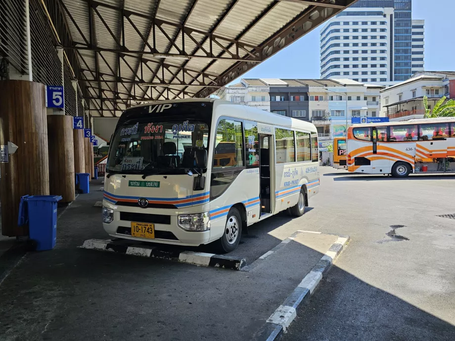 Autobus per Krabi dal Terminal degli autobus 1, Phuket Town