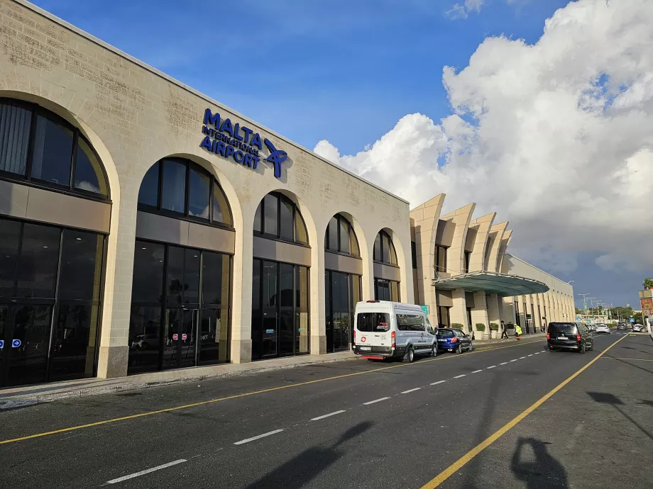 Terminal dell'aeroporto di Malta