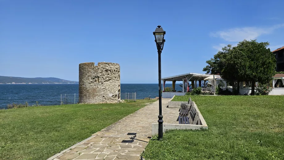 Rovine di un vecchio mulino a vento