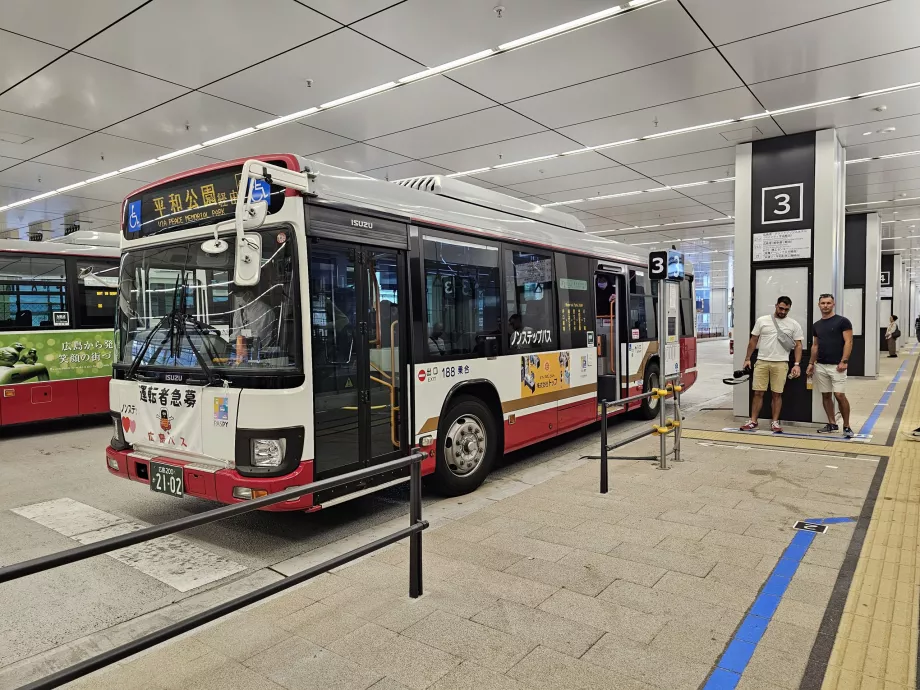 Autobus per il trasporto pubblico