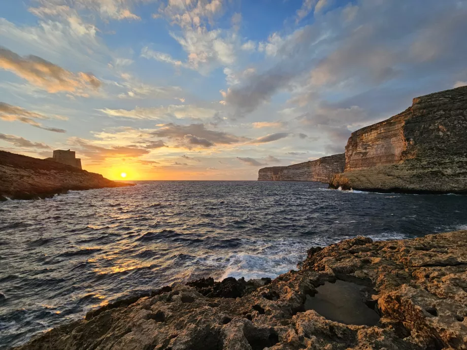 Tramonto Xlendi