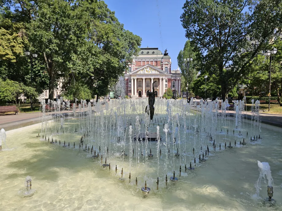 Fontana di fronte al Teatro Ivan Vazov