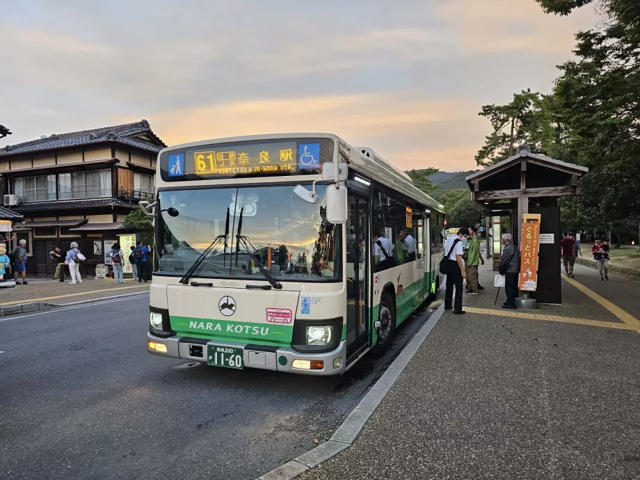 Autobus della città di Nara