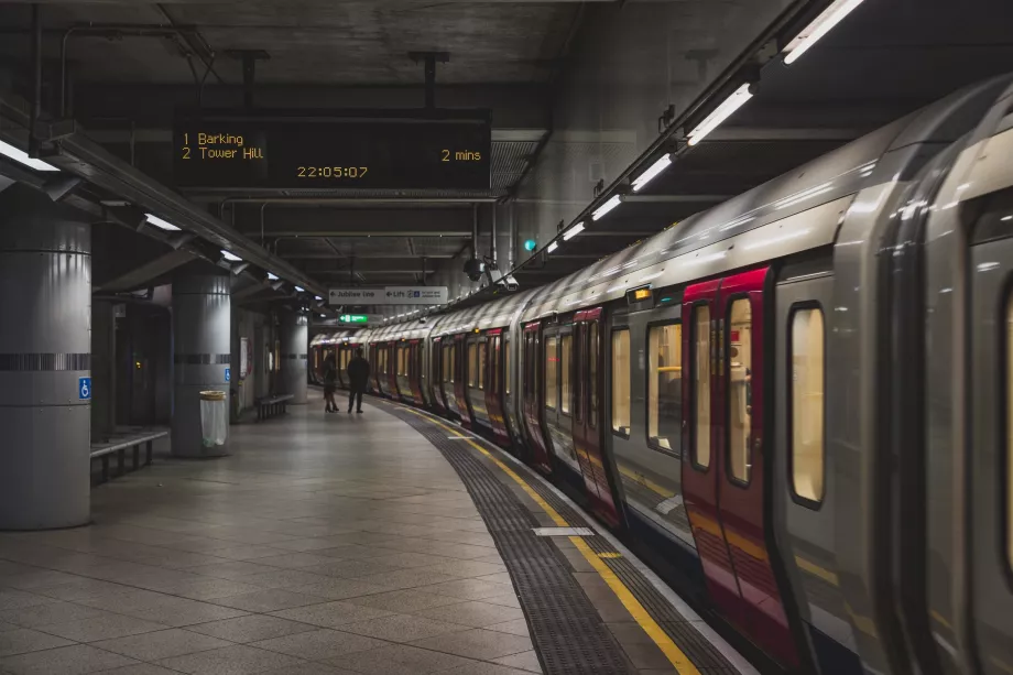 Tipo di metropolitana più spaziosa - sottosuolo