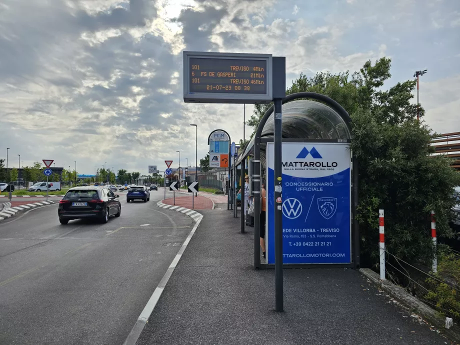 Fermata delle linee 6, 101, 102, 103 in direzione di Treviso