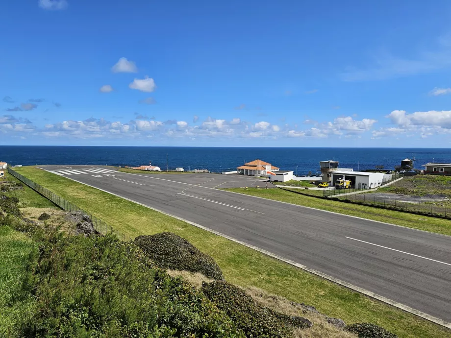 Vista dell'aeroporto di Corvo