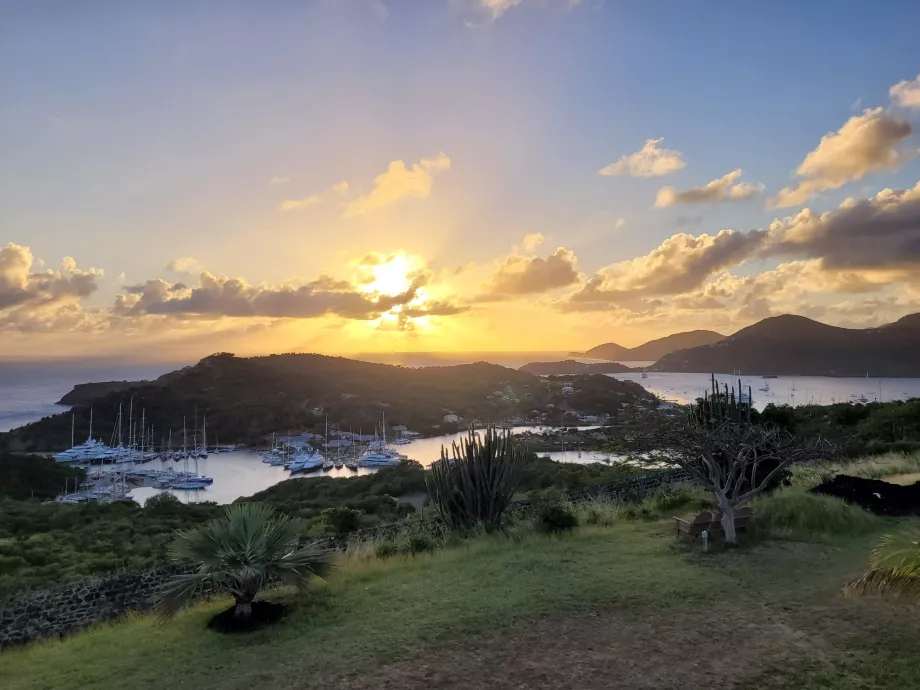 Shirley Heights, vista dal centro di interpretazione